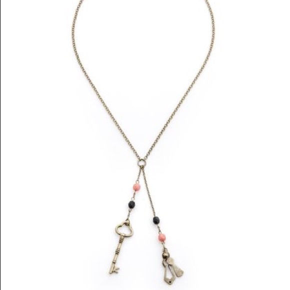 Jewelmint Lovers Only Necklace 15$